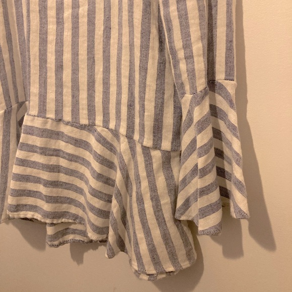 Alice + Olivia Doyle Peplum Top, Slub Linen blue stripe and trumpet sleeve - Picture 7 of 11